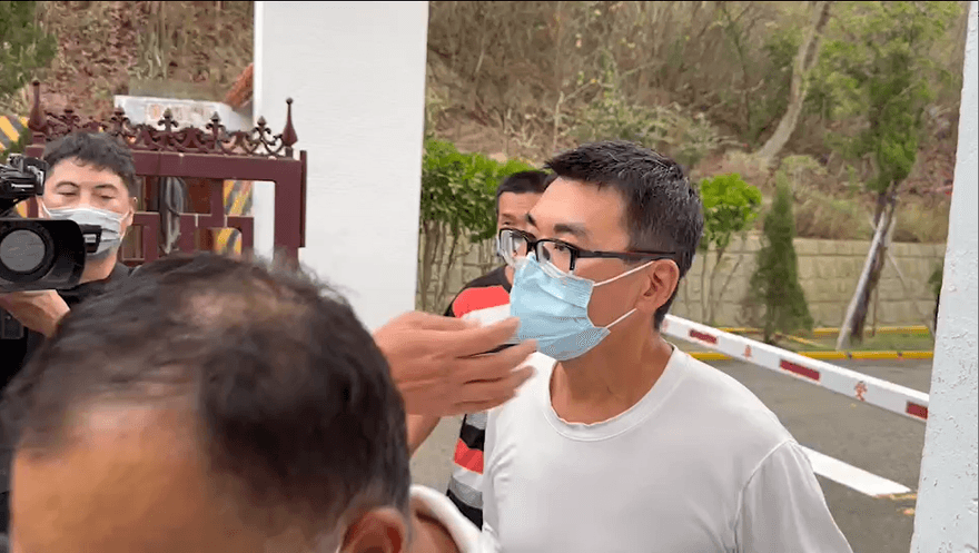 影/扁女婿內線交易入監成農夫！趙建銘「瘦一圈」出獄急上車回家吃麵線
