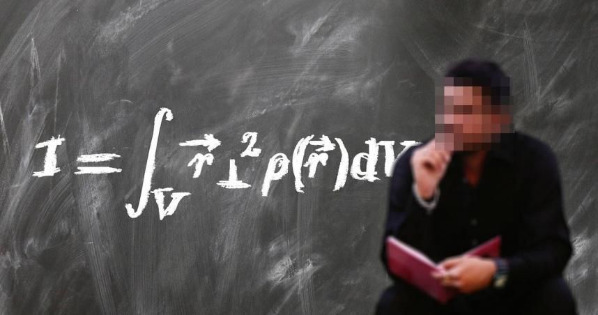 帥老師忍不住輔導女高中生「連結多次」　她上網曬恩愛害停職