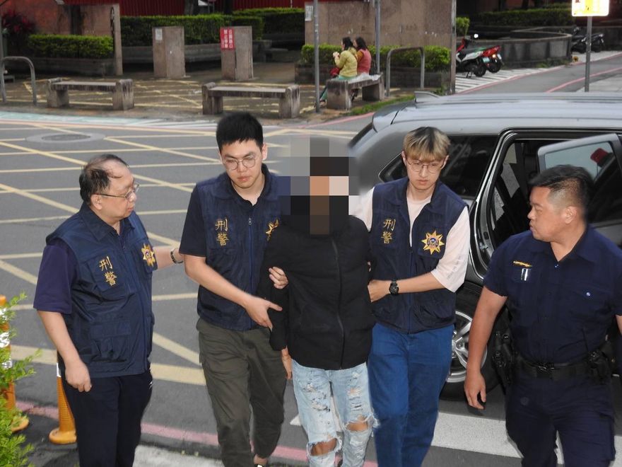 快訊/土城當鋪被轟51槍！10天前「早傳槍案」　槍手落網年紀更小了