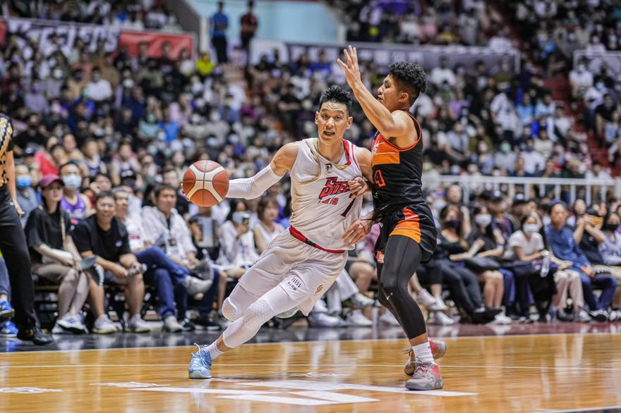 超狂7連勝！林書豪30分率鋼鐵人痛宰攻城獅　高國豪只拿5分