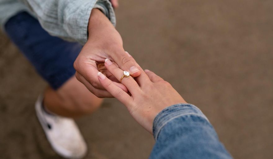 不想再在情海漂浮？這4生肖真情專一　屬雞者貫徹「一生一世一雙人」