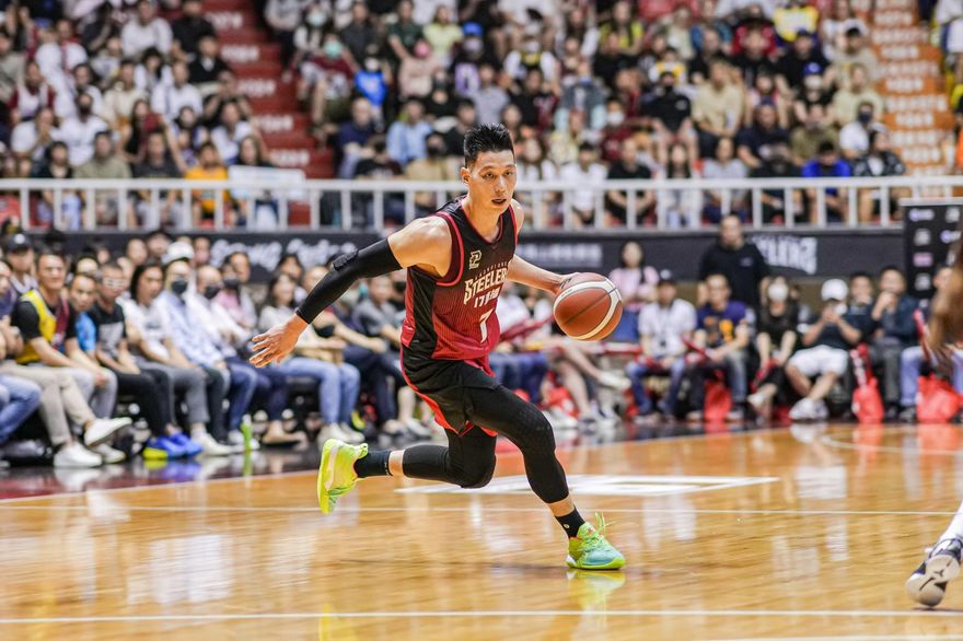NBA冠軍的實力！林書豪狂砍50分大三元寫多項紀錄　無情開虐奪8連勝