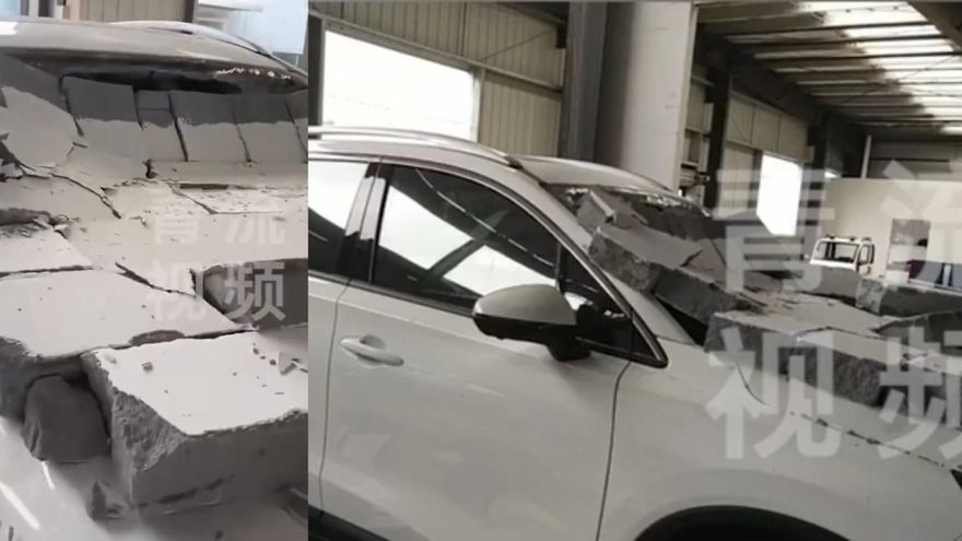 影/才剛喜提新車..下一秒「大風吹倒牆壁」狠砸　車主自嘲：買車送磚頭