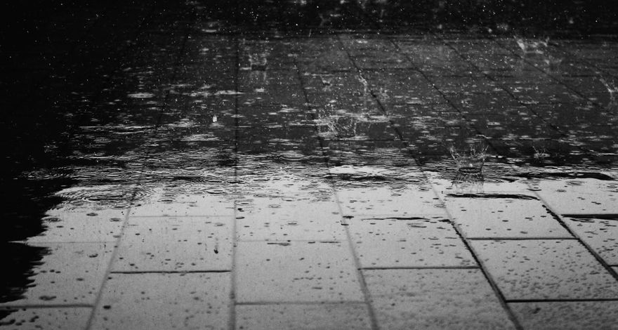 記得帶傘！中南部明午後大雨將至　到了晚間雨炸半個台灣