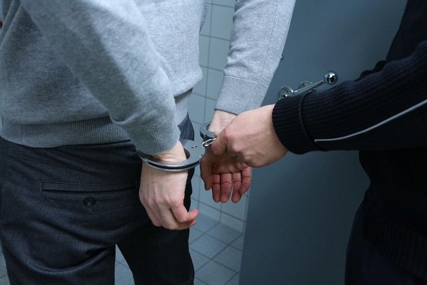 為8萬債務當街刺死對方、還發簡訊「殺到了」　男判13年定讞