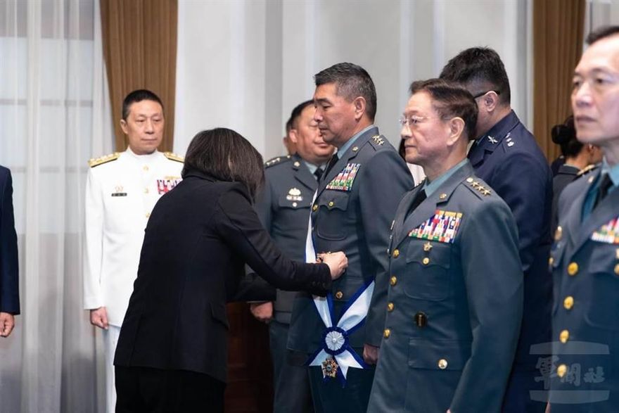多名上將人事異動！蔡總統主持國軍重要高階幹部授勳暨授階典禮