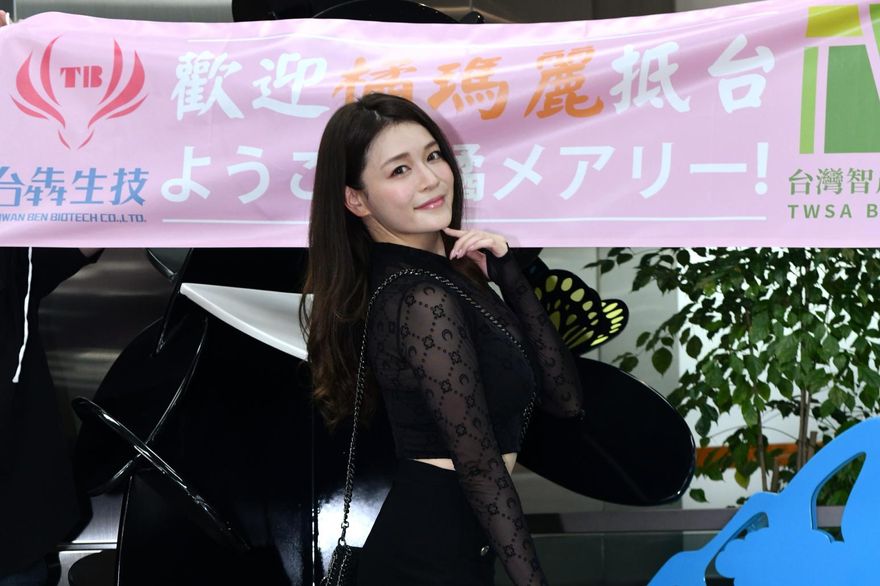 睽違3年來台！AV女優橘瑪麗秀流利中文超寵粉　自曝「想吸」鳳梨薯鼠