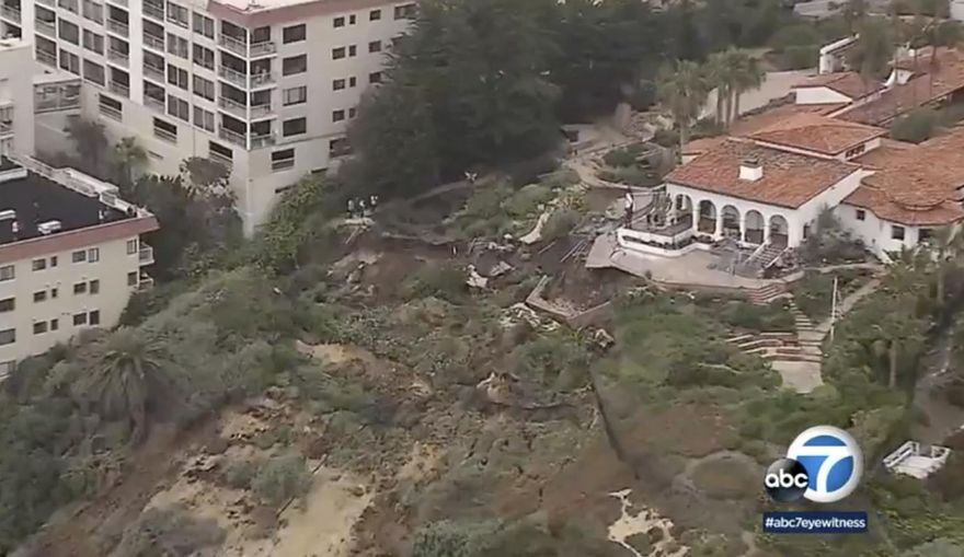 影/加州住宅區連日暴雨傳山崩　「山坡下滑6公尺」居民急撤離