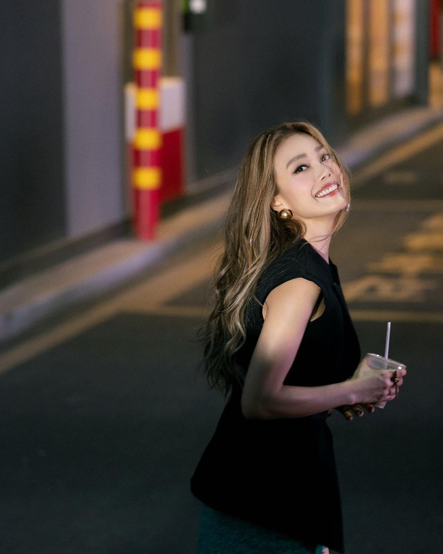容祖兒「多人運動」影片曝光！殘障廁所開趴嗨翻…網朝聖：好精彩的瘋人