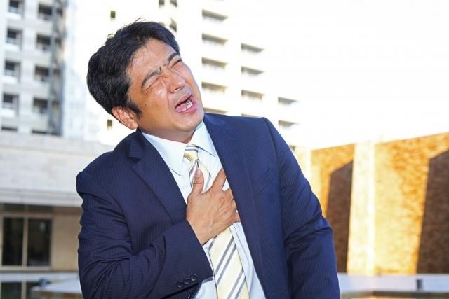 太可怕 !半數心肌梗塞病患事前無徵兆 !持續胸痛應急送醫 !