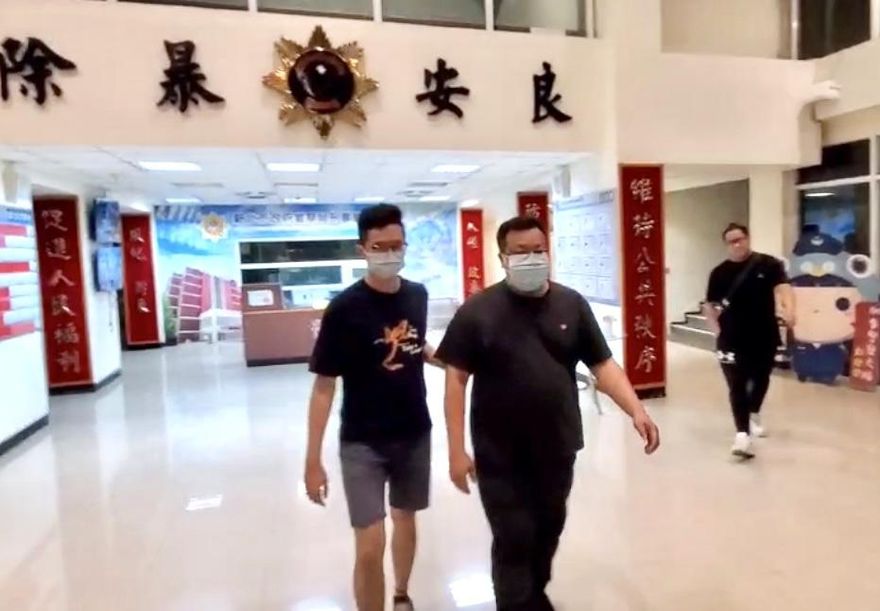 快訊/洩密給「台版柬埔寨」詐團！北市警寧夏所長今「記2大過免職」