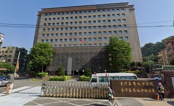快訊/基隆國小生「校外墜樓」！送醫搶救不治　警方調查原因中