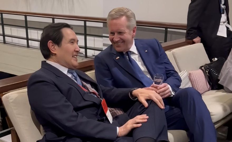 馬英九到希臘遇到老朋友！這大咖熱情稱「President　Ma」