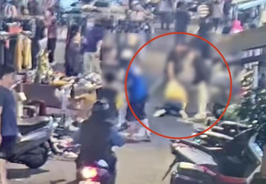 影/2惡煞萬華夜市當街恐嚇搶奪　假藉糾紛硬搶包包分贓