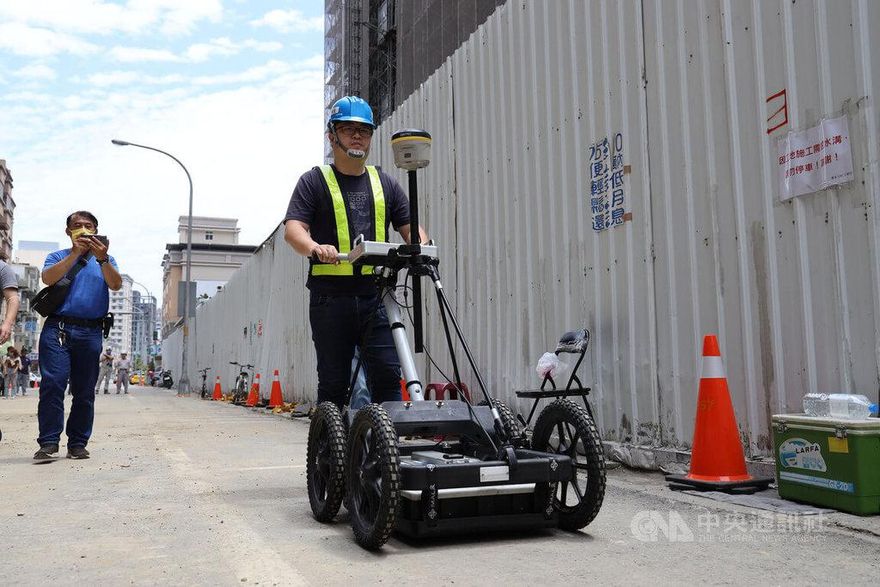 竹北建案第5次道路坍塌　新竹縣府要求地質檢測