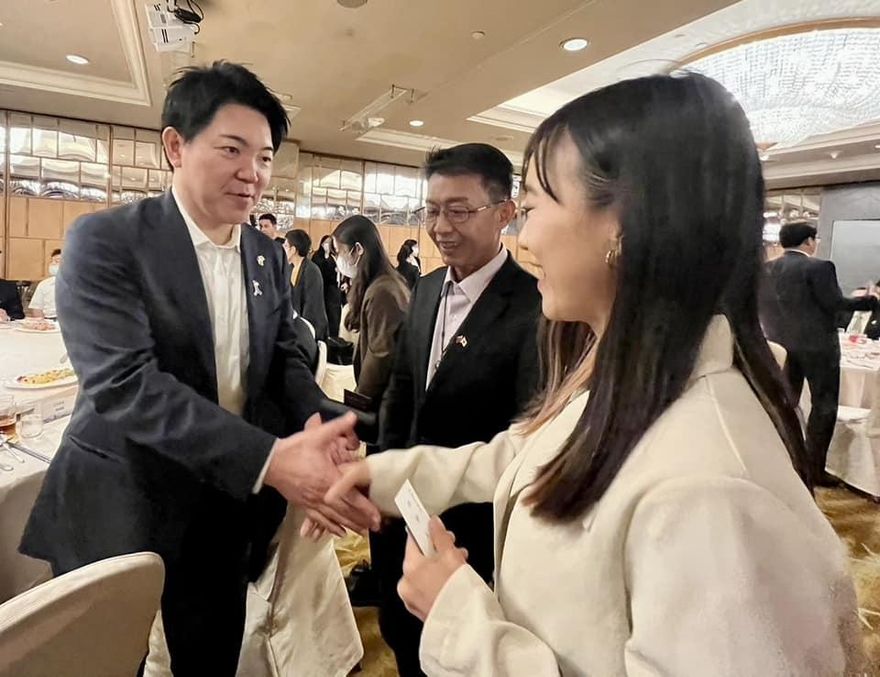 被陳其邁介紹給日本單身男議員　黃捷樂喊：努力促台日友好