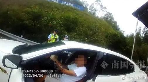 囂張男無照駕駛瑪莎拉蒂遭攔　拒配合調查揚言「撞死交警」下場慘了