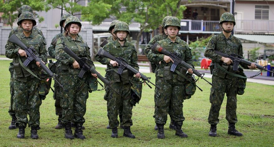 逾4000軍人「寧願賠錢也要退伍！」年輕人曝真實心聲