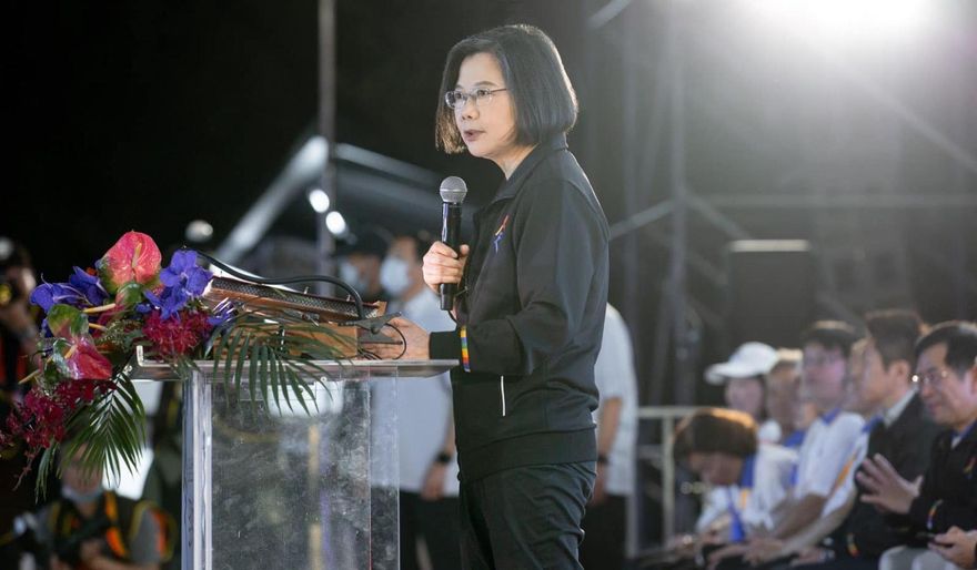 李大維被爆「這個大小姐」說疫苗還是不要買了　網出征蔡英文臉書嗆下台：出來解釋