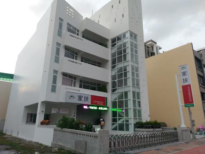 飛越8000公里母親節傳愛　瑞士出養童回台！感謝寄養媽媽