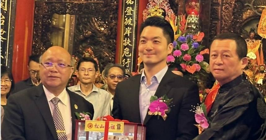 慶祝媽祖生！松山慈祐宮再捐救護車+3訓練假人