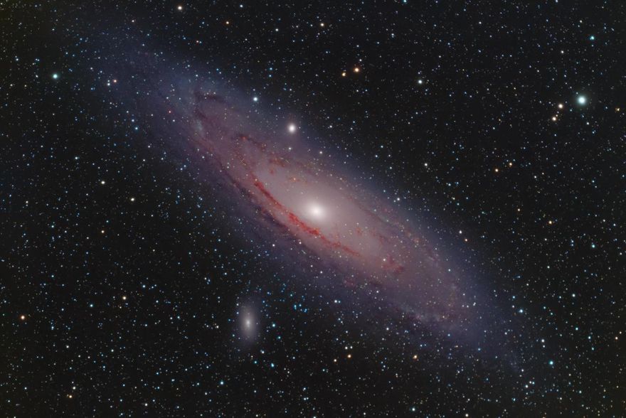 宇宙現「超大爆炸」光亮持續近3年　成天文學家難解謎團