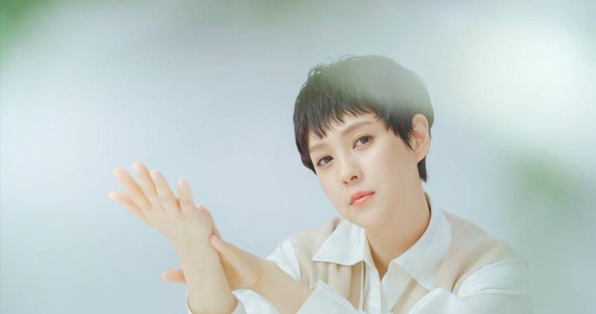 挺過18次化療！朱芯儀抗癌成功　首公開「插管、禿頭照」喜迎新身分