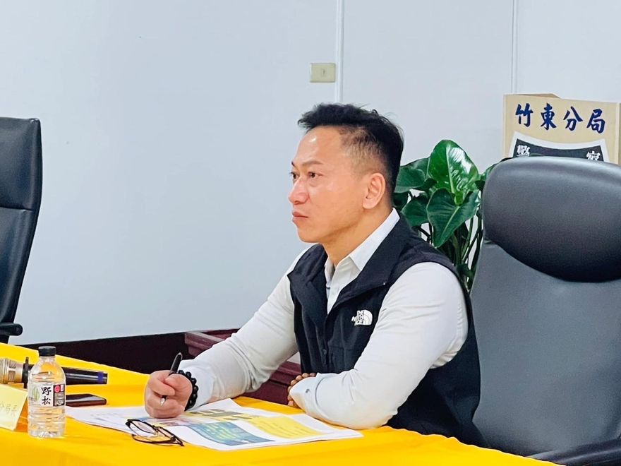 竹東警分局長婚外情火速調職下台　遭控為保官位射後不理險出人命