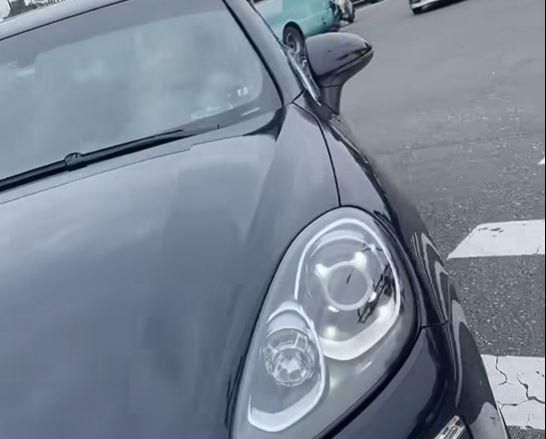 過馬路險遭保時捷撞！台北男錄影自保　還原16秒畫面嘆：拿手機也沒用