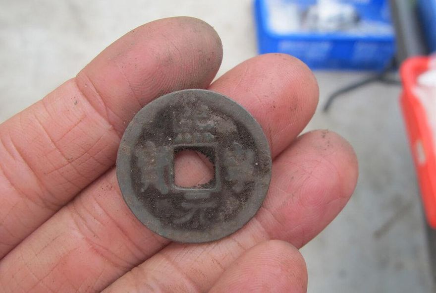 花蓮民眾蓋房子挖出「宋朝銅錢」　顯示900年前立霧溪口貿易活絡