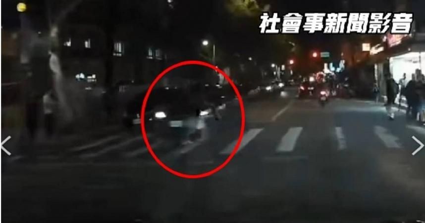 他突飛奔過斑馬線！轎車直接撞飛　13歲國中生接500元罰單