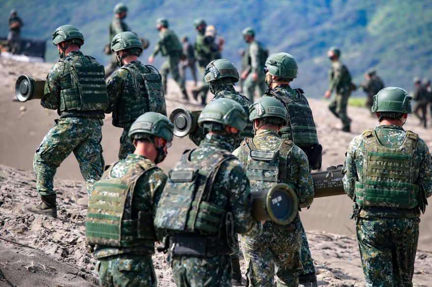 漢光演習首日連傳2意外　士兵墜樓、誤喝沐浴乳急送醫