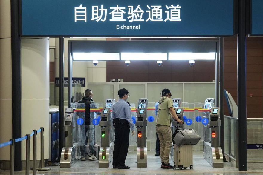 台胞證嘛ㄟ賽！陸出入境政策再優化　各機場口岸全面恢復「快捷通關」