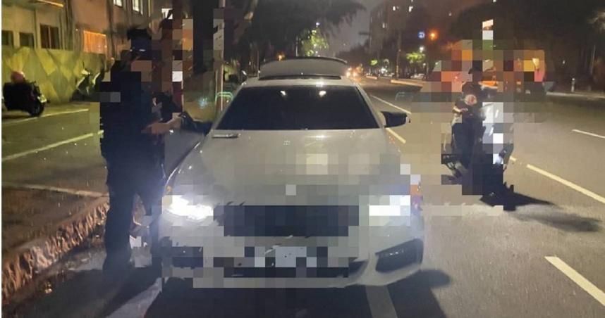 香水簡直用倒的！　違規男「太臭香」被看穿車上藏毒