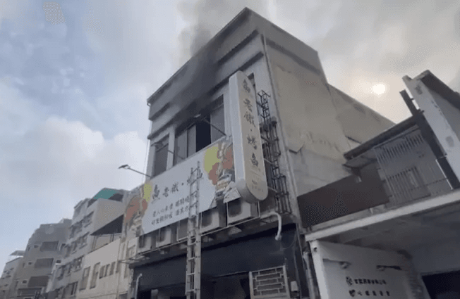 快訊/台南日式料理店鍋爐爆炸火災！2員工跳樓逃生送醫