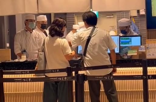 影/不想還「湯罐」瞬變中二病！阿北逼「用日文道歉」、討到壽司才消氣