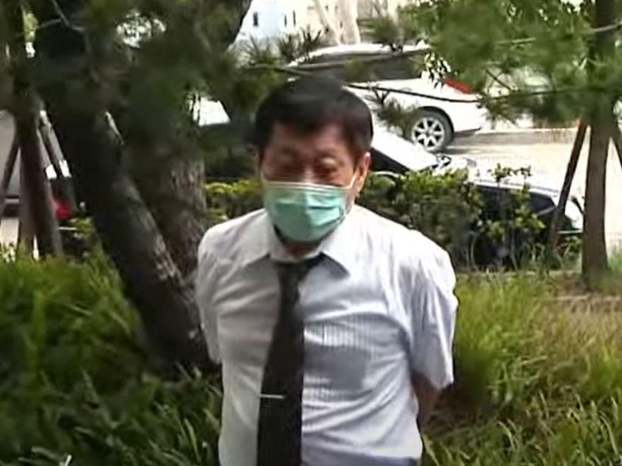 影/5億高中生陳屍僅10分鐘「草地光禿禿」！高大成嗅聞曝：生前恐遭下藥
