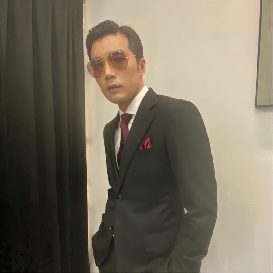獨/葛斯齊：賀軍翔三度喇舌酒店妹　還對張勛傑動手嗆「沒錢的人好好做事」