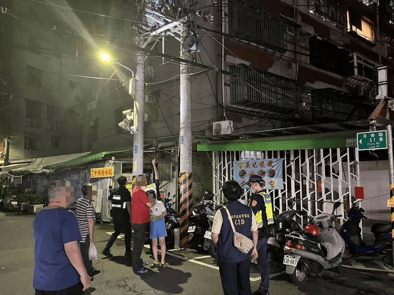 這次真的是小動物！寵物鸚鵡逃家誤觸高壓電慘死　板橋2853戶停電