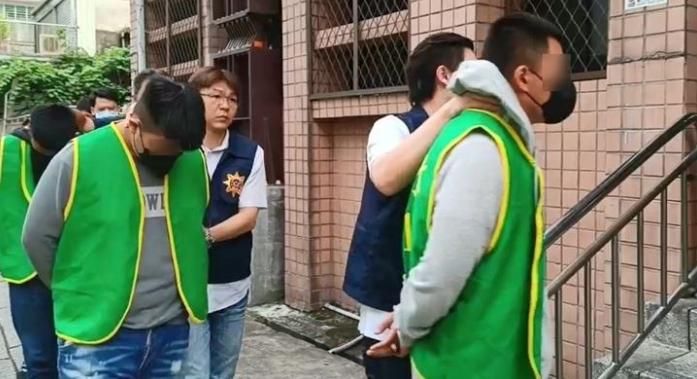 前男友約她漁人碼頭夜遊　追求者吃醋竟撂10人持刀追砍「屁屁慘中2刀」