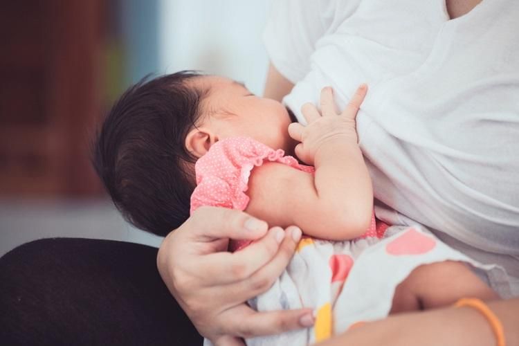哺乳吃什麼可以發乳？ 營養師揭「這些食物」花生豬腳、鮮魚湯上榜