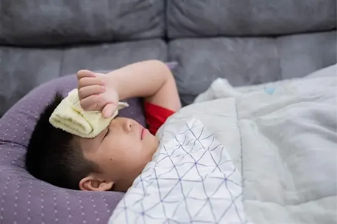 男子沒食慾變瘦卻肚子腫大、骨頭痛！竟是骨隨纖維化　醫推「1量表」預防