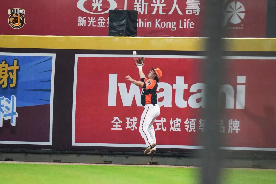 影/從頭到尾都看他！林安可首局Nice Catch　11局夯致勝陽春砲