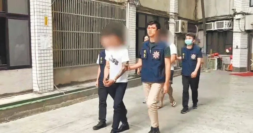 誤信「股市爆料同學會APP」詐騙群組失千萬　女工程師將計就計付錢逮2嫌