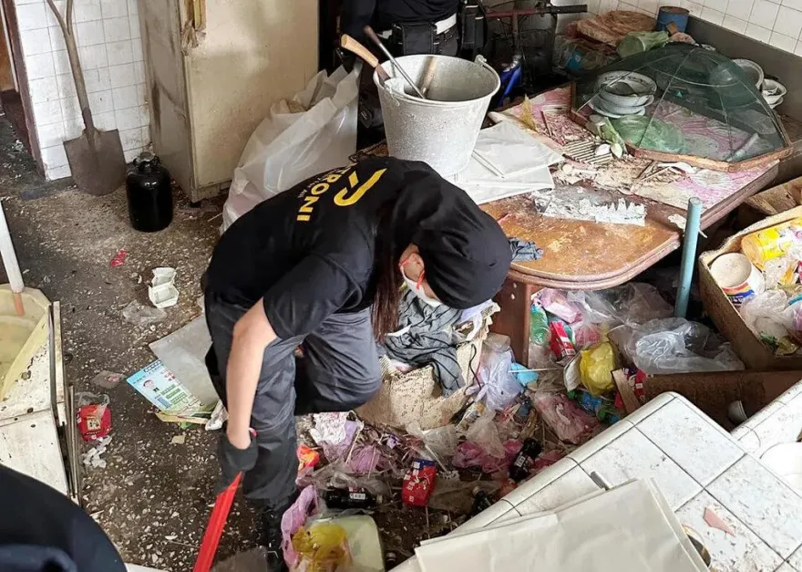 捨不得手足遺物！家中清出百袋垃圾　台南獨居嬤：10多年沒看過地板
