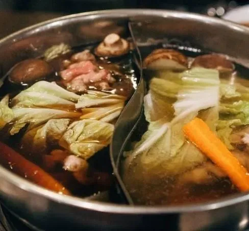 天冷寒意濃吃火鍋！心血管高風險族群3點注意：湯只喝開鍋前20分鐘