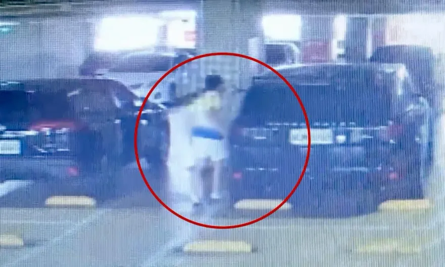 影/打臉片！賣場內刮車瞎掰撿悠遊卡　監視器還原真相他遭判拘役59日