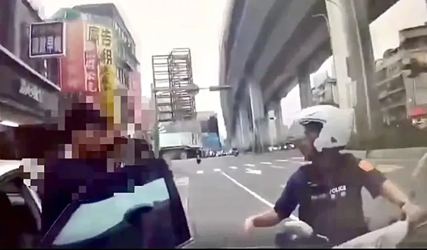 影/警連2天同路段攔檢查獲毒品　搜出安毒、大麻電子菸油