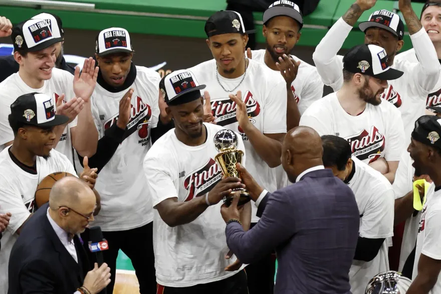 超吉巴！熱火一哥巴特勒一票之差擊敗黑馬隊友　勇奪東冠MVP