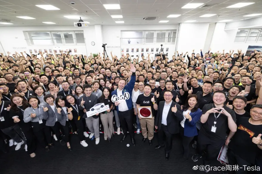 影/效率最高品質最好！馬斯克「深夜誓師」上海超級工廠　結束44小時「特種兵之旅」返美